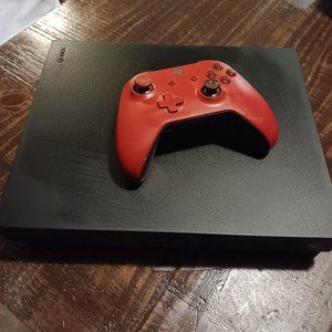 Xbox one X, like new (no box).